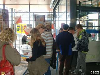 Stand d'annimation dans le magasin